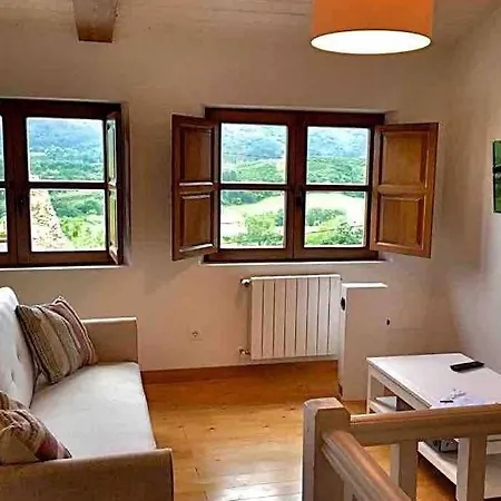 Holiday home La Casona De Obduliaparaiso En